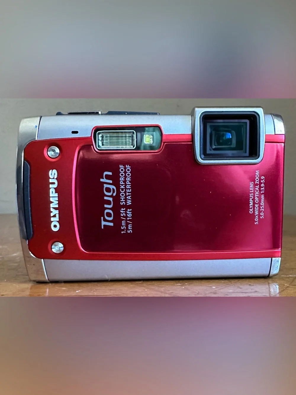 Olympus Tough TG-610 HDMI 14.0MP Rugged Waterproof Digital Compact Camera